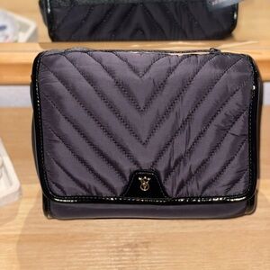 Victoria’s Secret Hanging Makeup/Toiletry Bag